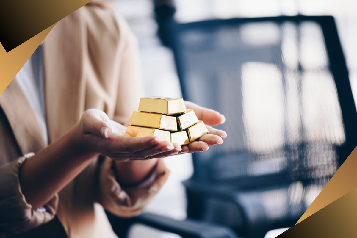 Invertir en oro en México con poco dinero: tiendas de empeño vs plataformas digitales